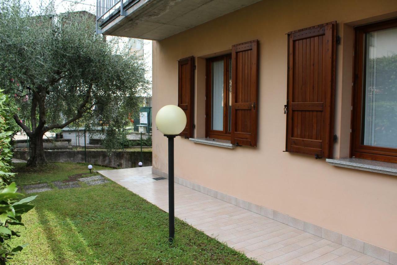 Appartamento Tre Ulivi Toscolano Maderno Exterior foto