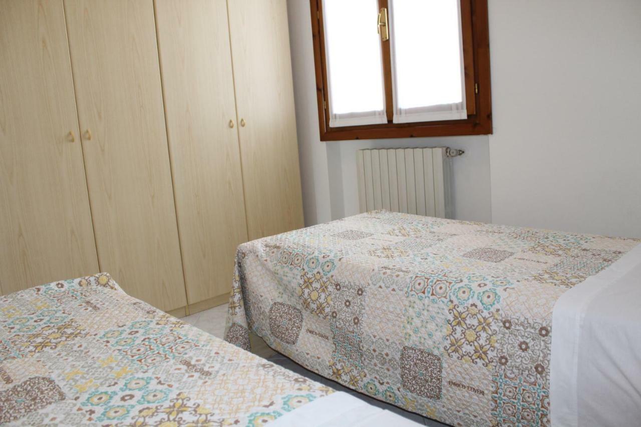 Appartamento Tre Ulivi Toscolano Maderno Exterior foto